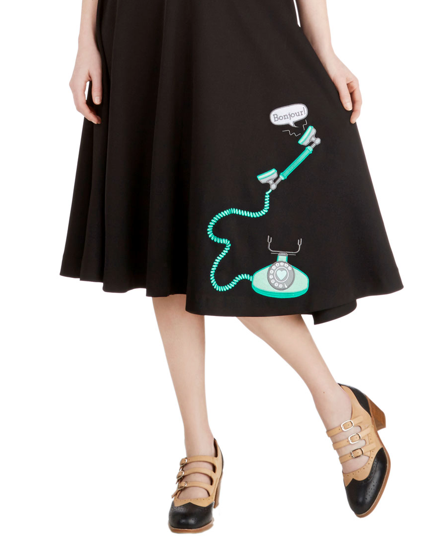 phone-skirt/bonjour-phone-skirt.png