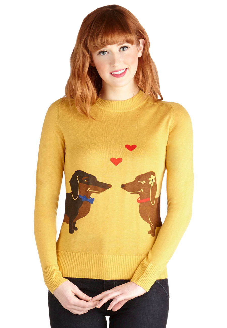 dachshund-couple-sweater/dachshundcouple-sweater-front.png